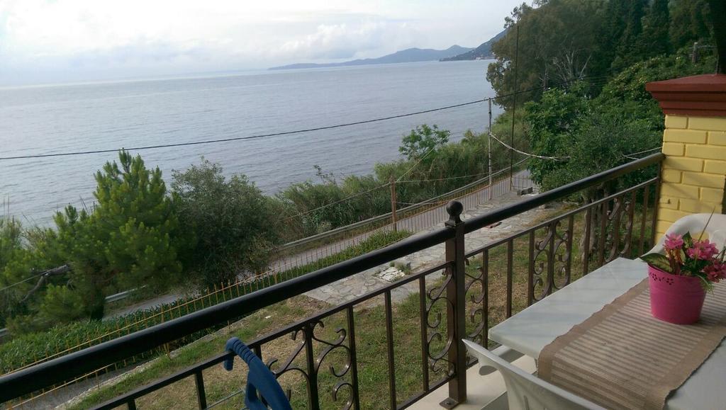 Sol E Mar Sea Side View Guesthouse Perama  Eksteriør bilde